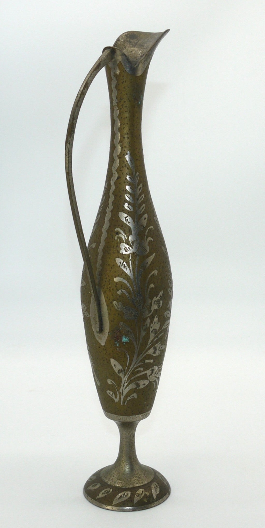 Small metal jug Made in India - Period: 1975
