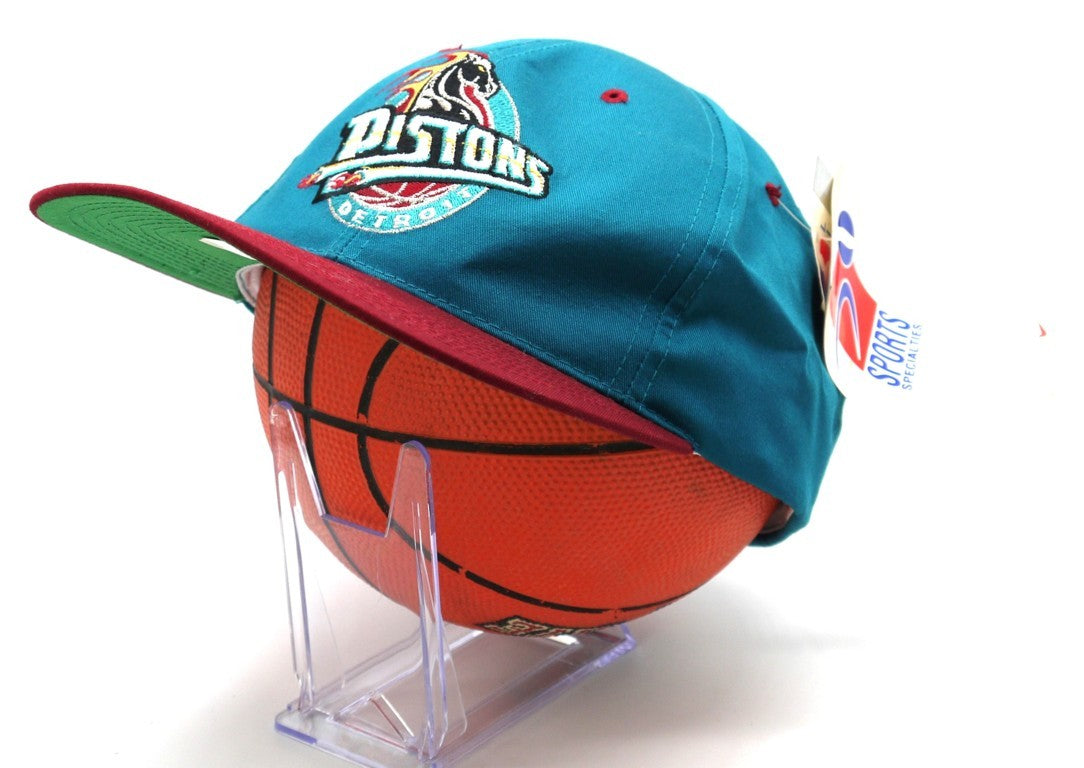 Detroit Pistons NBA Cap – Sport Specialties + Nike vista completa