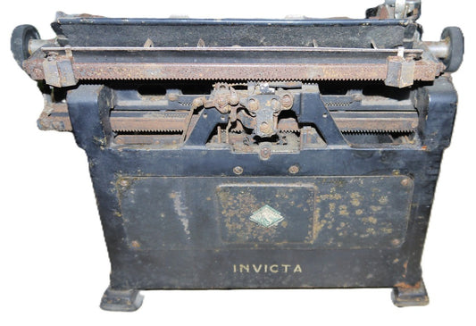 INVICTA 60 typewriter - to be restored - Period: 1936/39