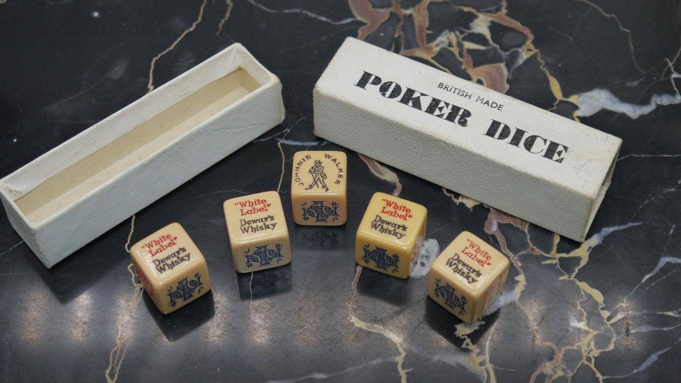 Dés de poker Johnnie Walker, fabrication britannique - Époque : années 1960/1970