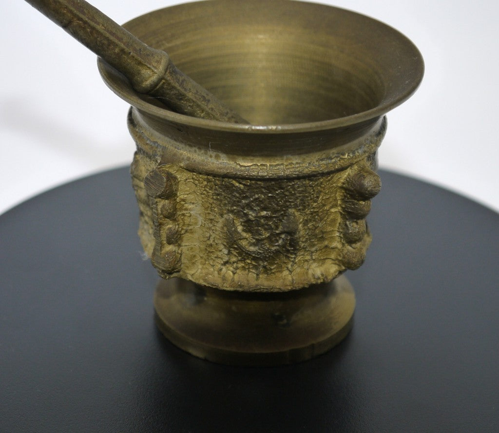 Antico piccolo Mortaio con Pestello- Italia -Epoca:1950