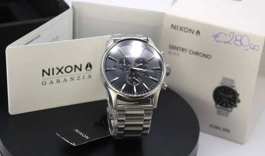 Montre homme NIXON Sentry Chrono noire - A386 000