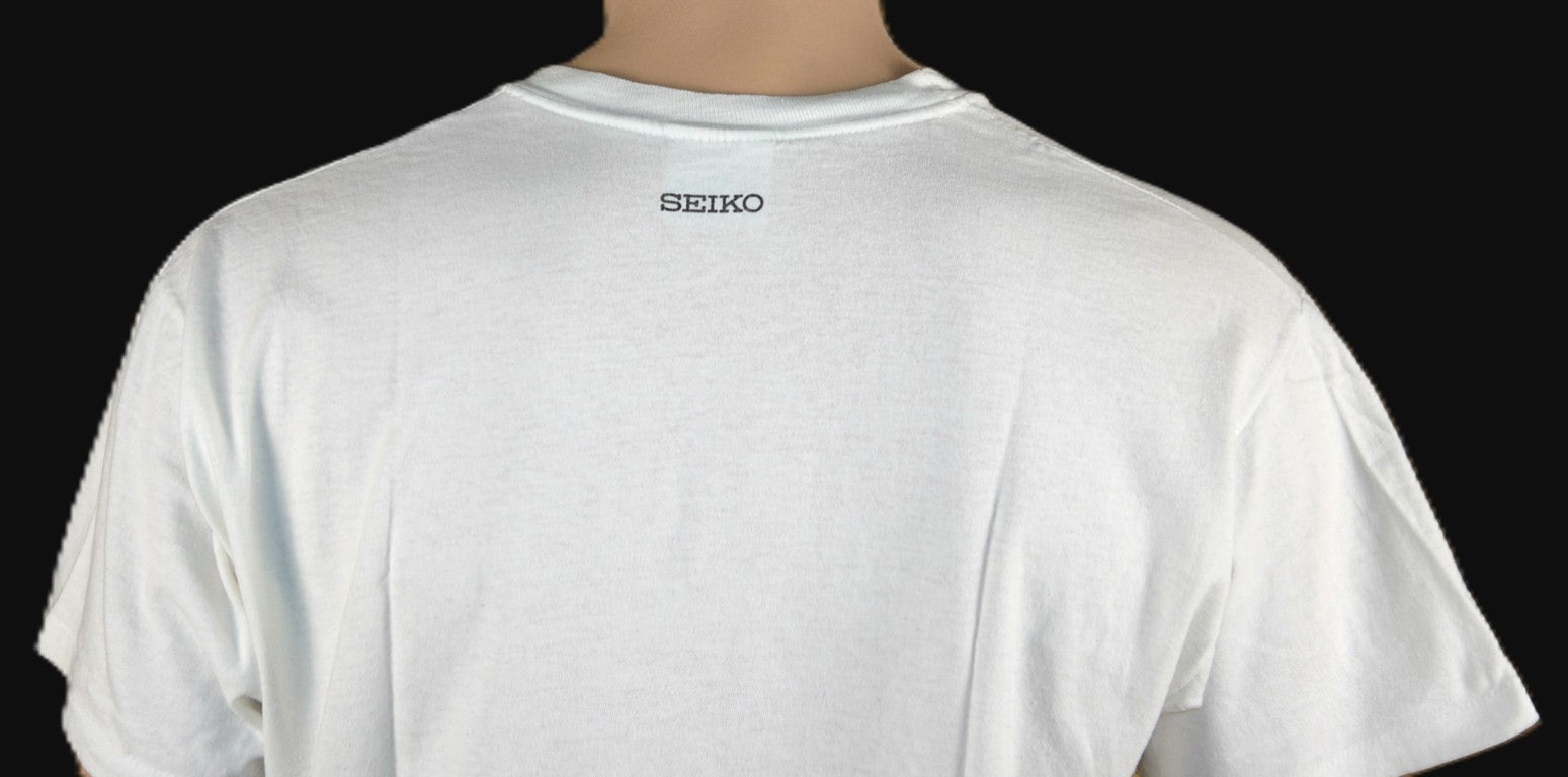 T-Shirt John Lennon Self Portrait & Yoko Ono – Bag One Arts Inc. © 1989 – Seiko Edition dettaglio colletto back + logo