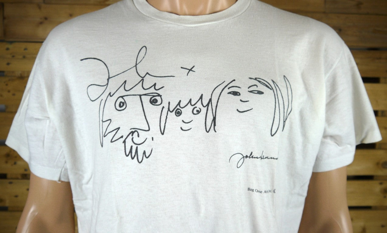 T-Shirt John Lennon Self Portrait & Yoko Ono – Bag One Arts Inc. © 1989 – Seiko Edition dettaglio autoritratto frontale