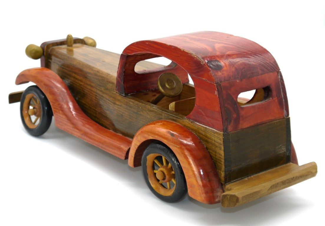 Automobile Giocattolo in Legno Intagliato – Made in China – Epoca: 1993