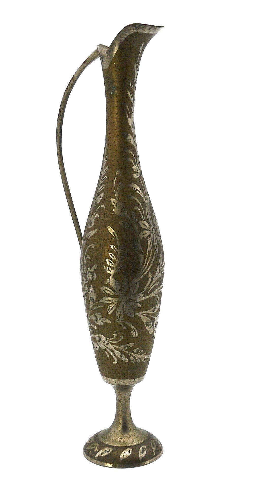 Petit pichet en métal fabriqué en Inde - Période : 1975