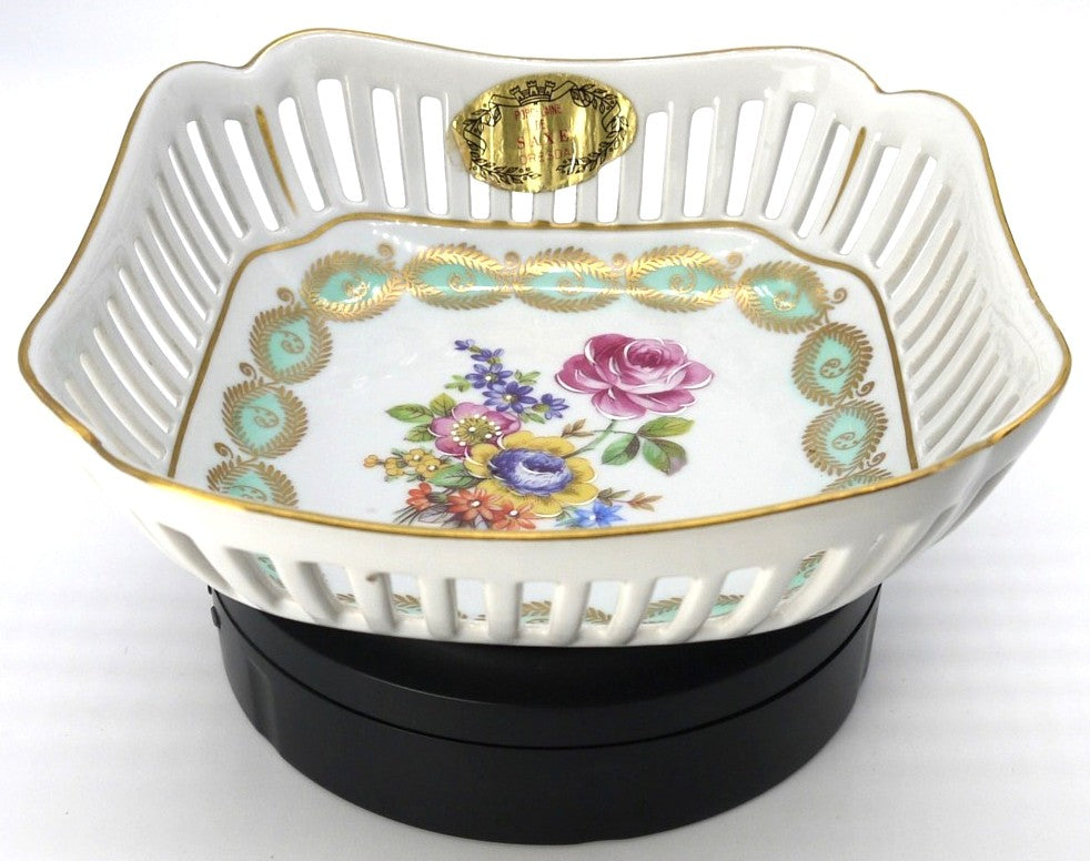 Saxe Porcelain Fruit Bowl/Centerpiece - Period: 1970-1980