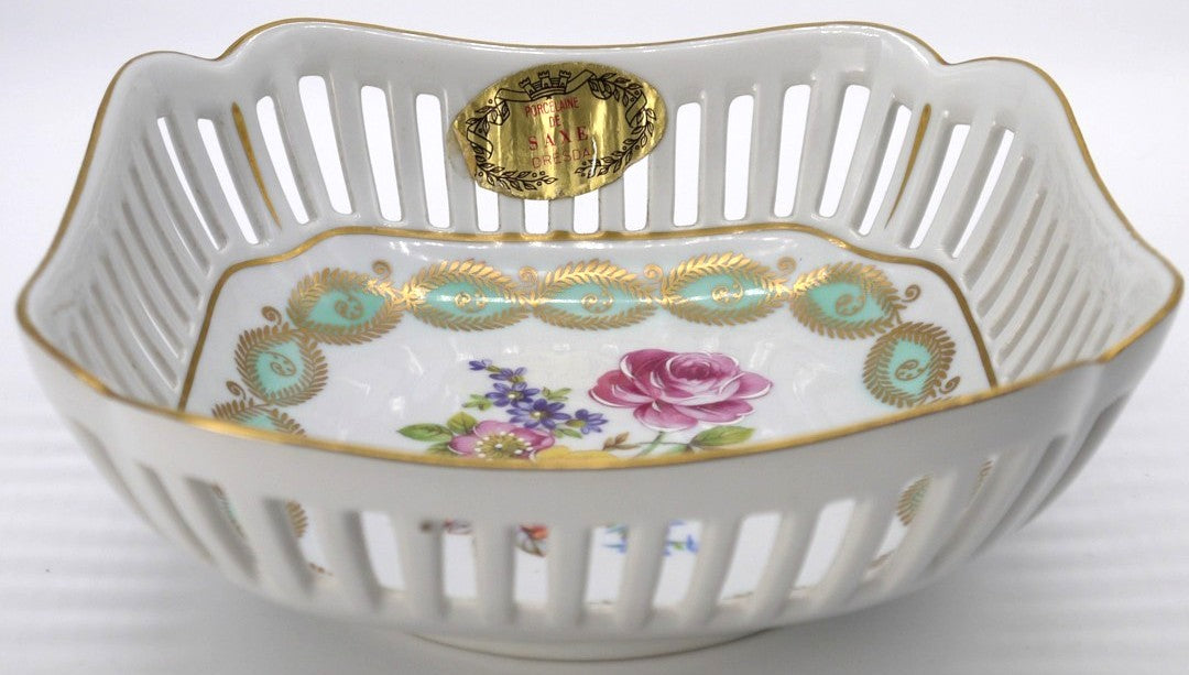 Saxe Porcelain Fruit Bowl/Centerpiece - Period: 1970-1980