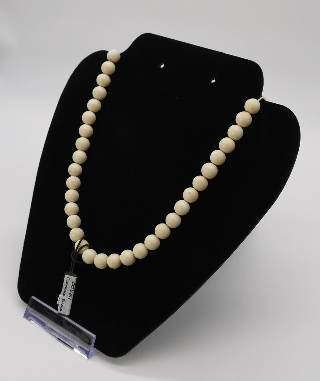 Collier fait main - Cornaline blanche - Ricorteka Precious par De Simone Gioielli