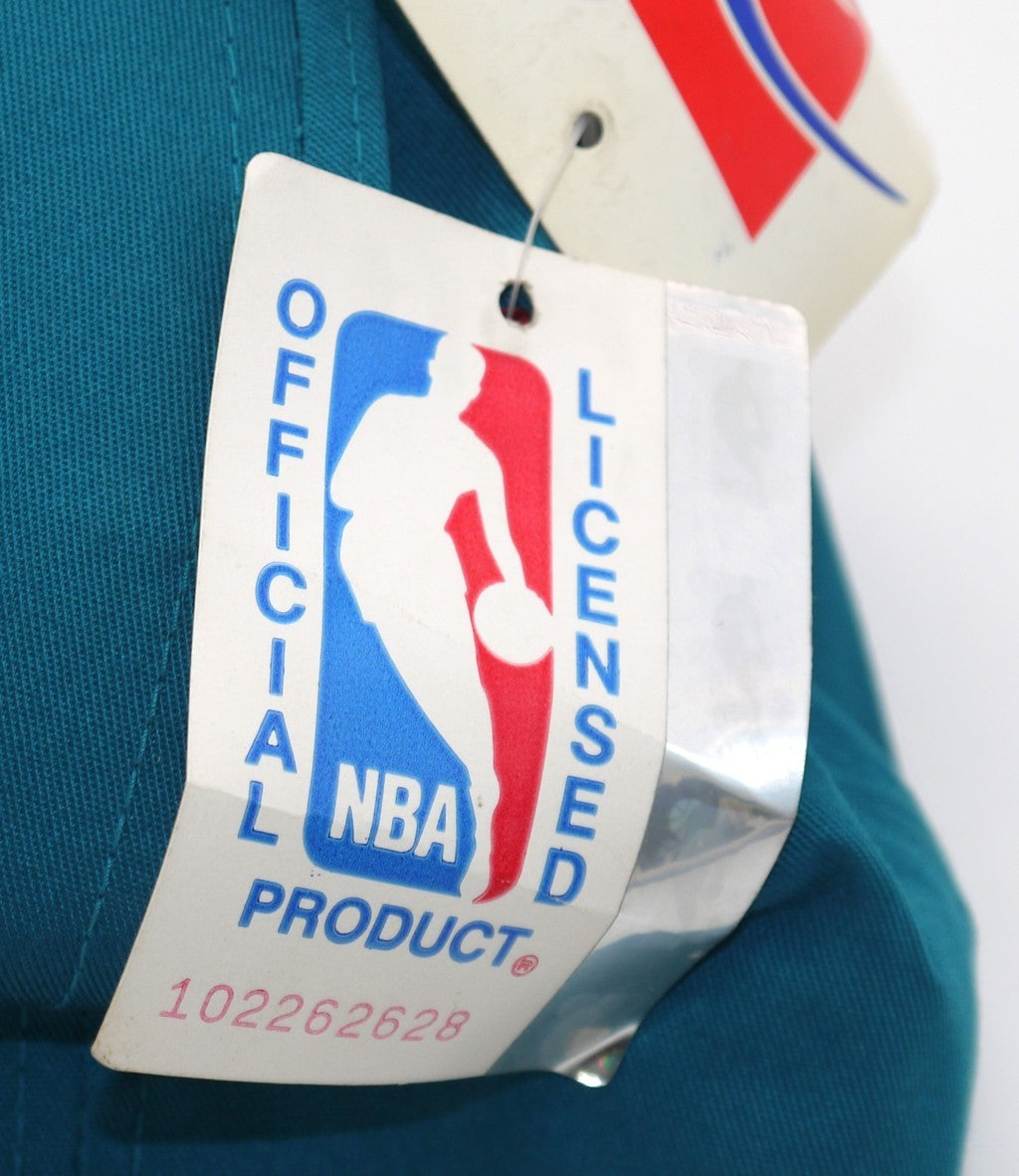 Detroit Pistons NBA Cap – Sport Specialties + Nike dettaglio etichette esterne presenti