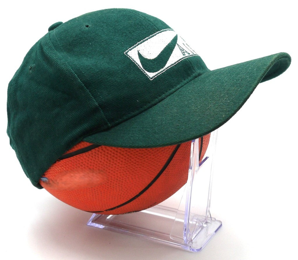 Nike Air Cap – Logo Swoosh + Air vista laterale