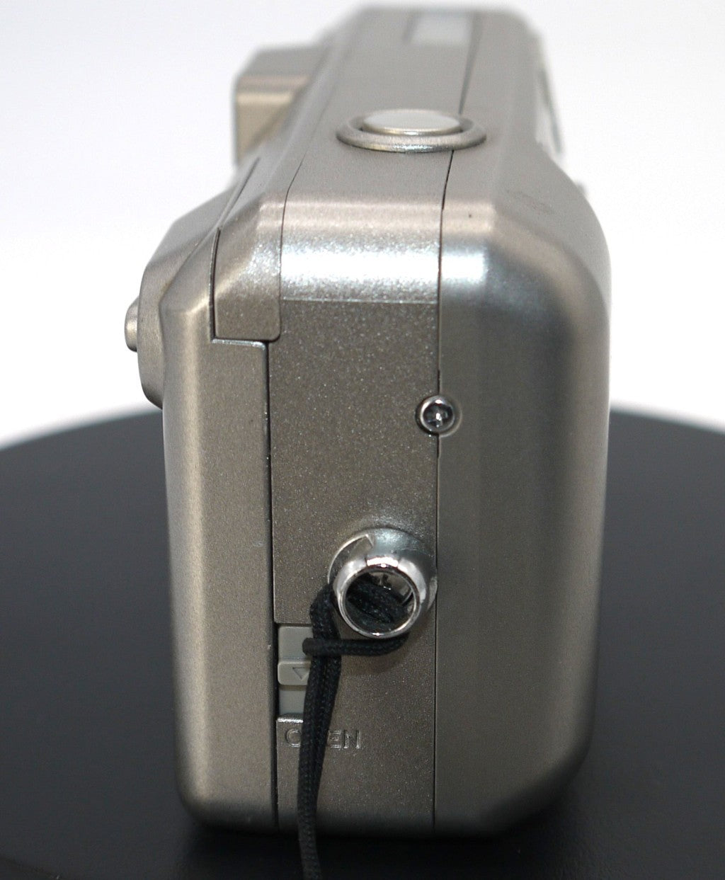 Fotocamera a pellicola Minolta Riva Zoom 115-Epoca:1995