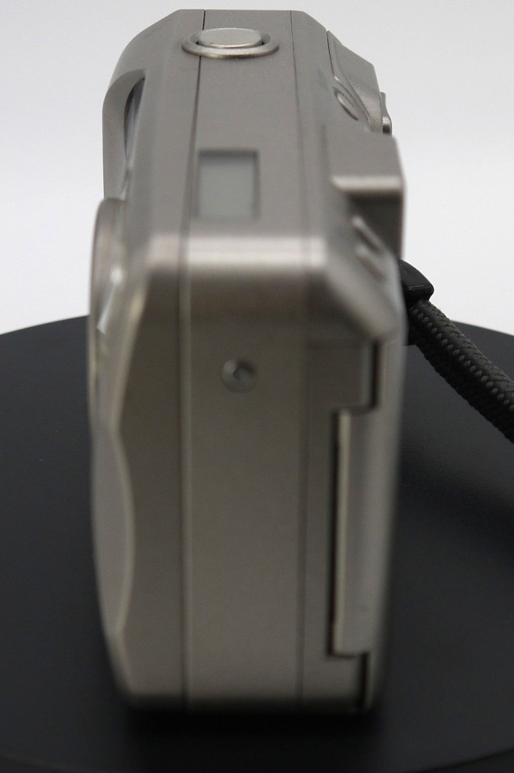 Fotocamera a pellicola Minolta Riva Zoom 115-Epoca:1995