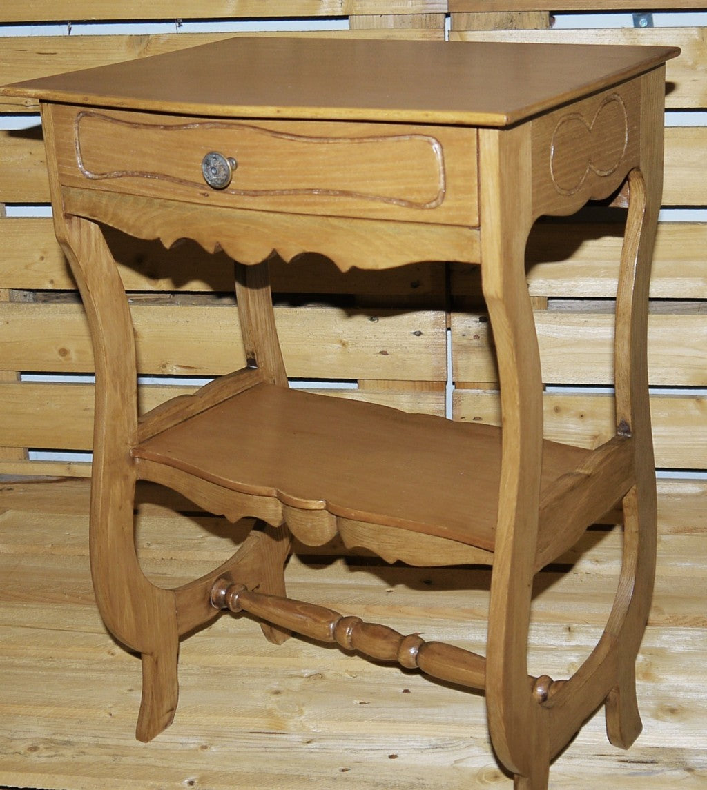 Tavolino rustico italiano in legno con cassetto – Epoca: 1970