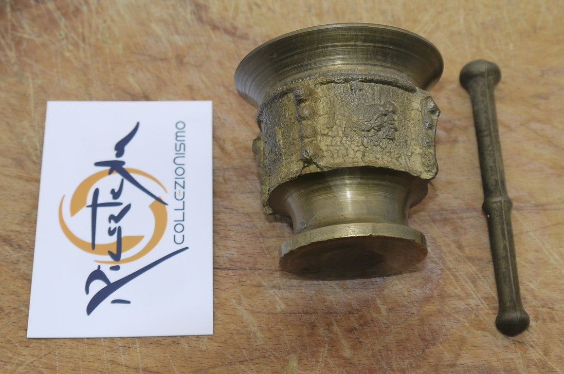 Antico piccolo Mortaio con Pestello- Italia -Epoca:1950