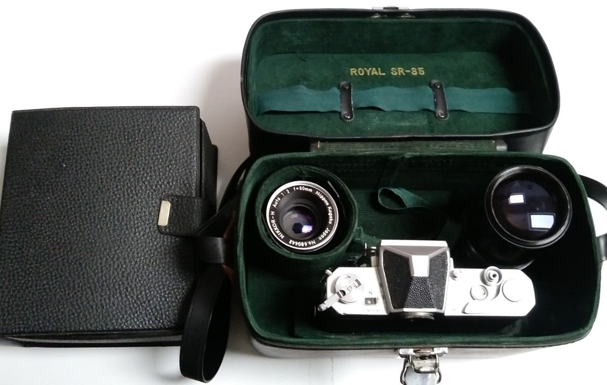 Nikon Nikkormat FT- Set- with accessories- Period: 1966