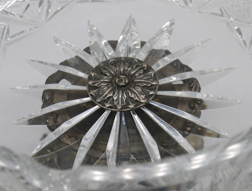 Ashtray/Centerpiece in cut crystal and detachable pewter base - Period: 1962