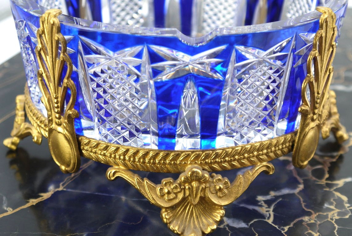 Rock crystal ashtray with bronze stand, Baroque style - Period: 1958/1960