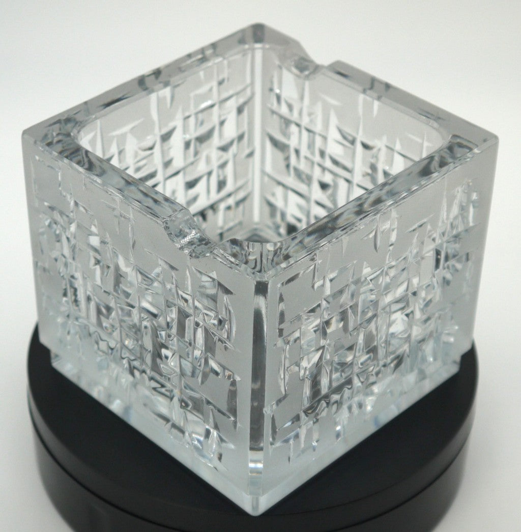 Heavy worked crystal ashtray - Period: 1970/1975