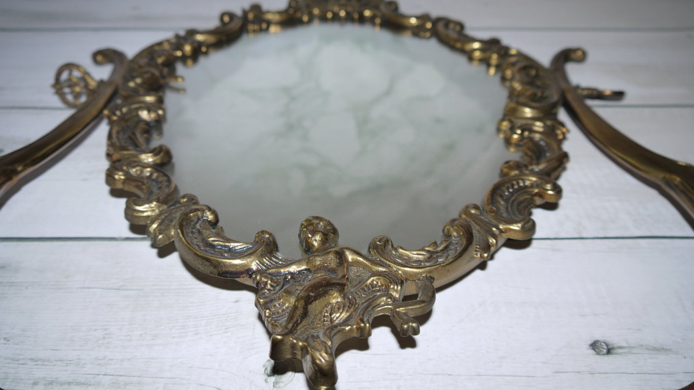 Miroir de table inclinable, style Art nouveau, en laiton - Époque : 1950