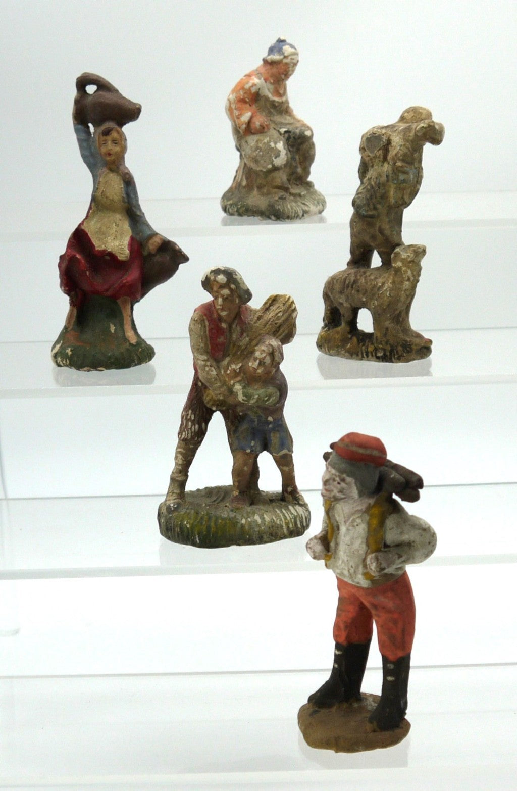 Figurines en plâtre représentant une crèche - Période : 1920/1930