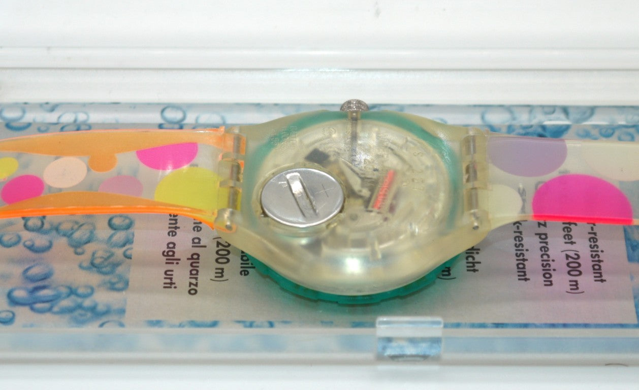 Swatch Scuba 200 modello “Sea Grapes” SDK105, anno 1992, in condizioni Full Set NOS-dettaglio cassa