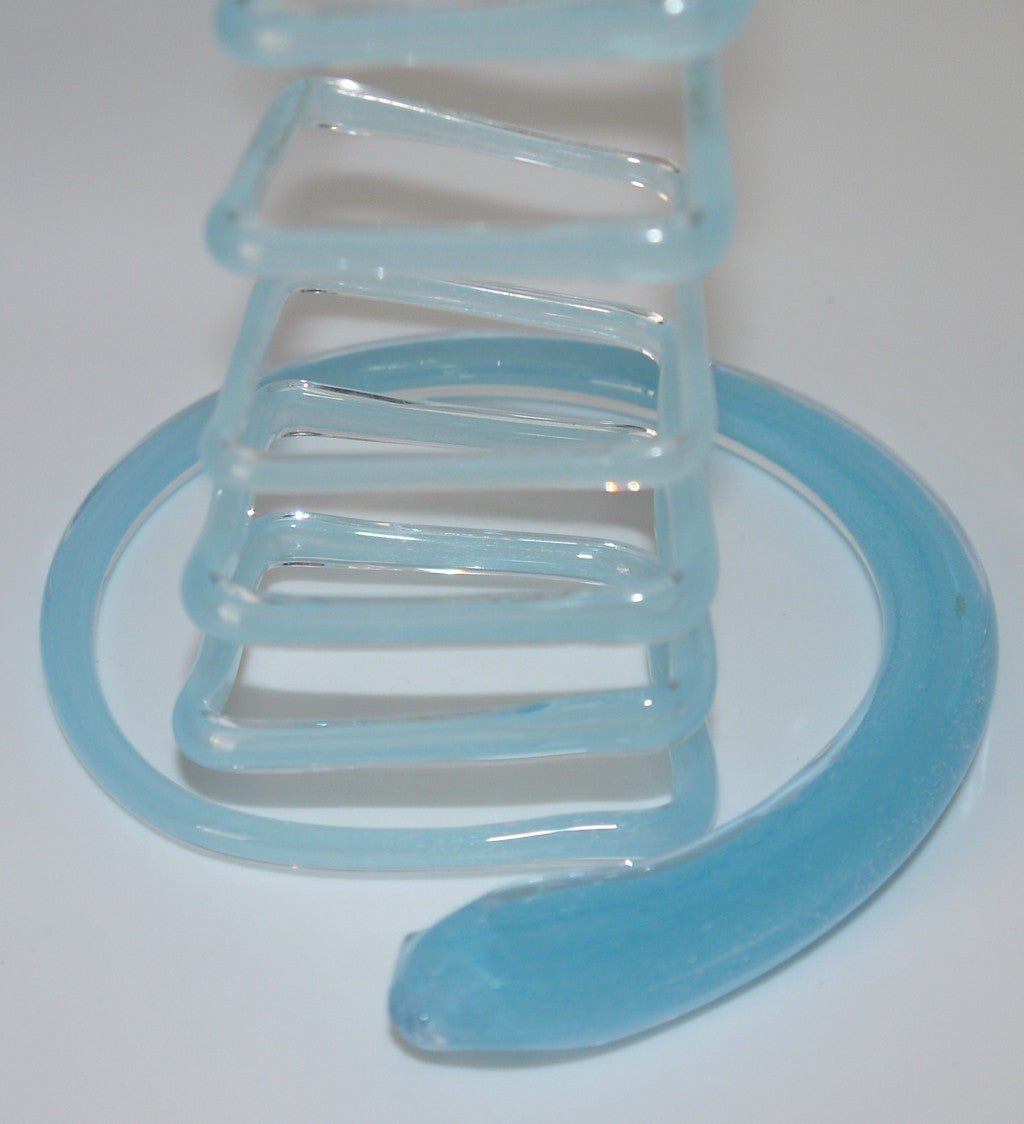 Sculpture en spirale en verre soufflé bicolore - Période : 2002